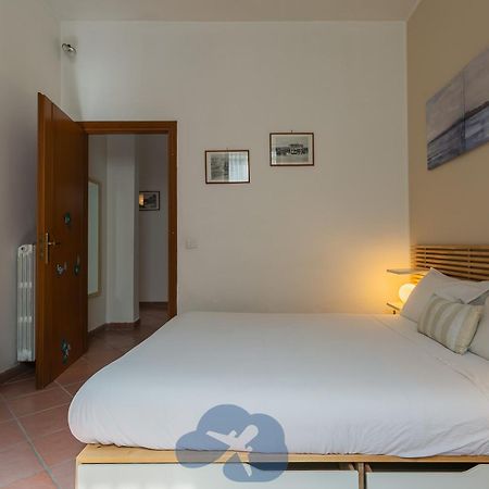 Airport House Apartment Бари Екстериор снимка