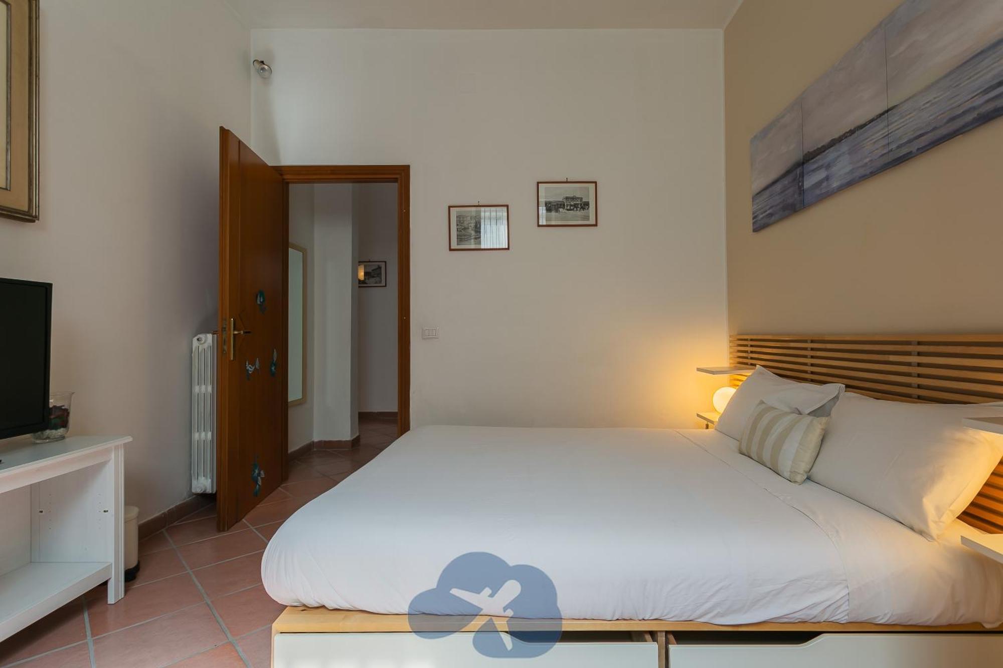 Airport House Apartment Бари Екстериор снимка