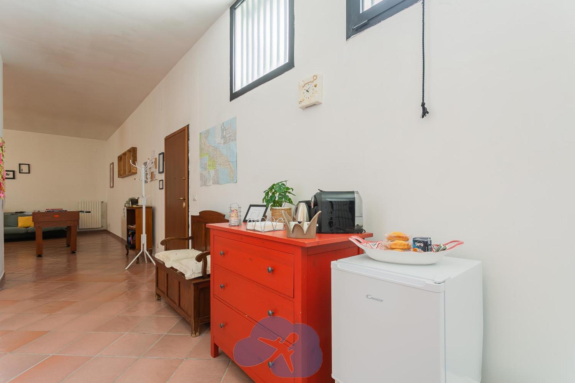Airport House Apartment Бари Екстериор снимка