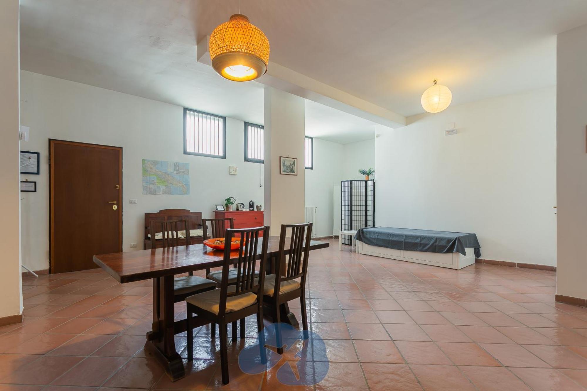 Airport House Apartment Бари Екстериор снимка