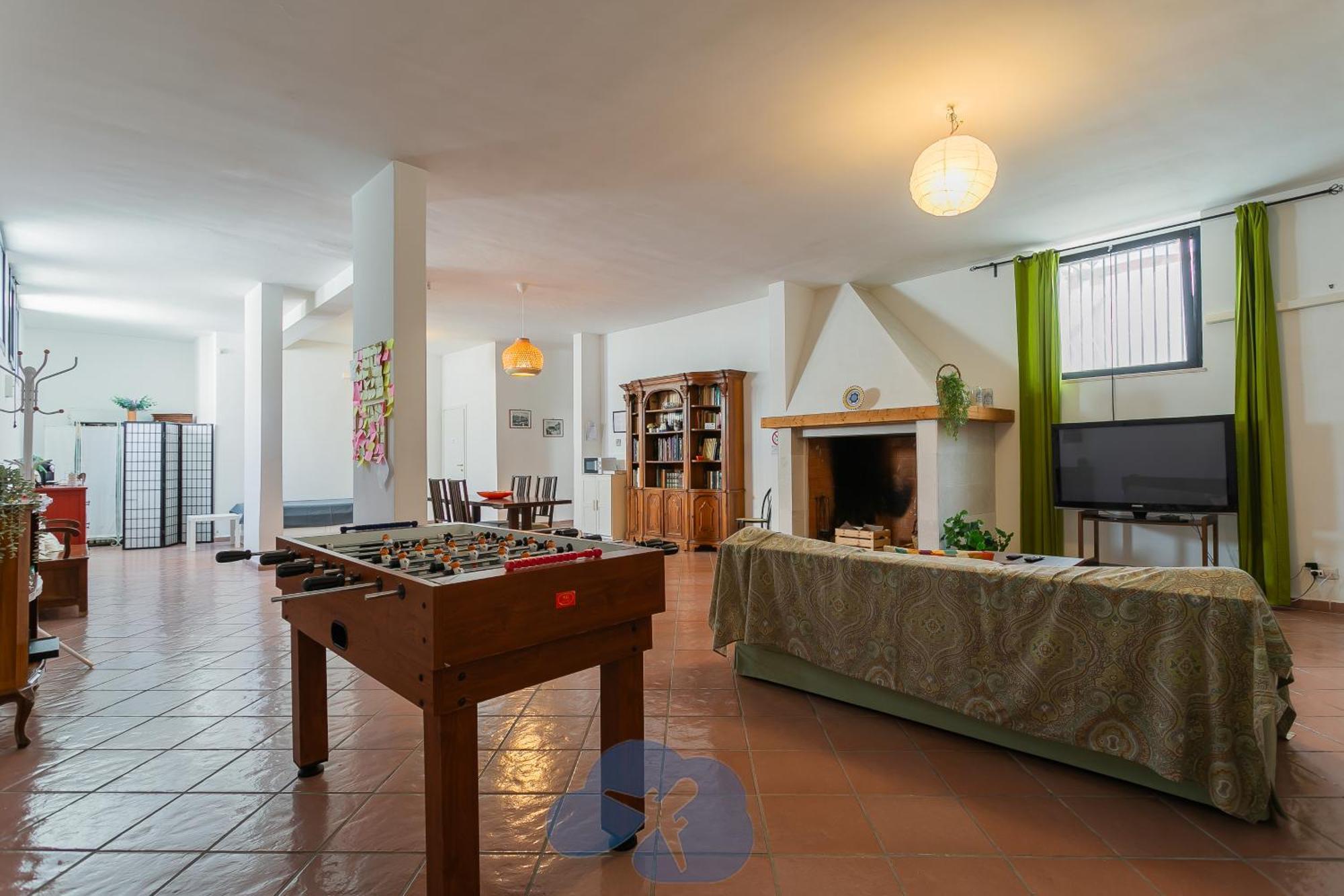 Airport House Apartment Бари Екстериор снимка