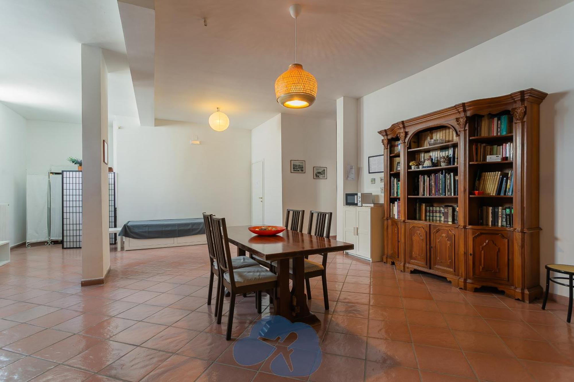 Airport House Apartment Бари Екстериор снимка